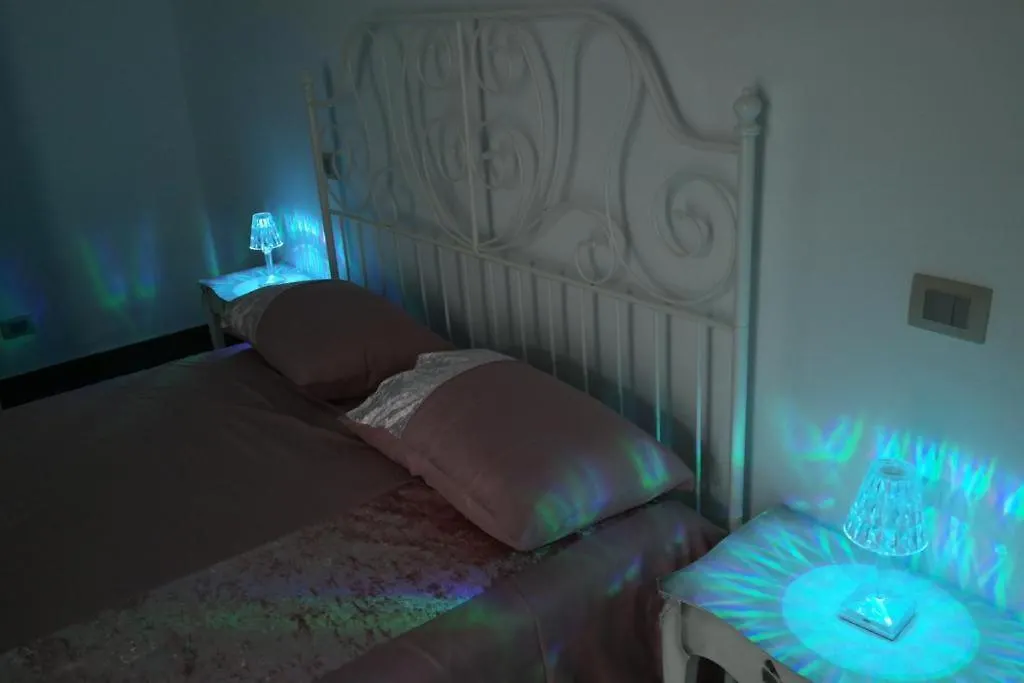 Brenda Home Nel Cuore Di Napoli Italy